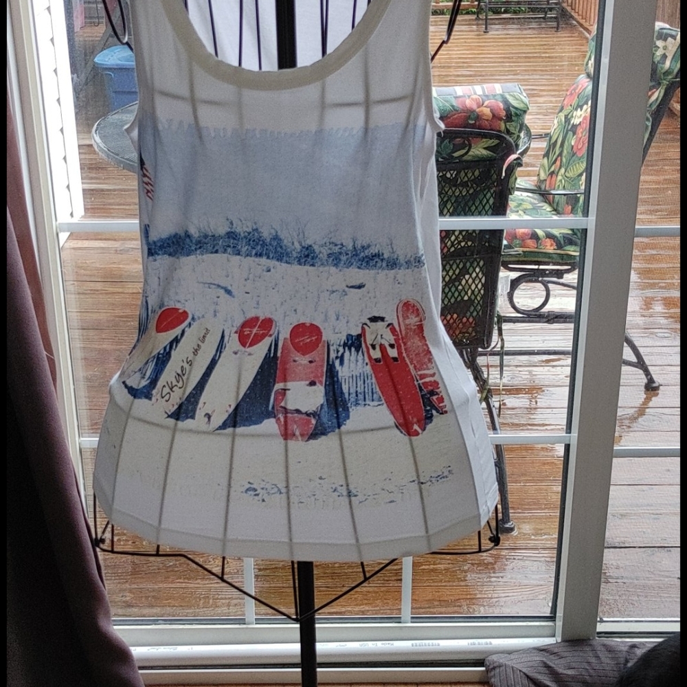 Woman's tank top surf boards